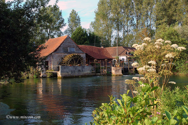 hydrolien maison autonome TOITOT